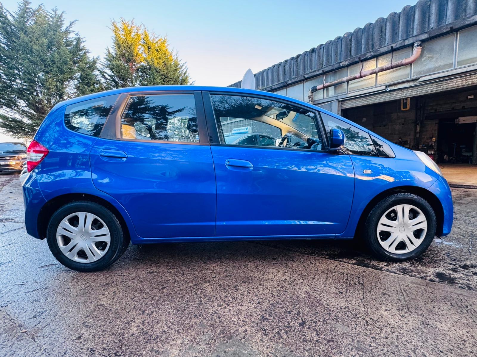 d9c3c728-667d-4a03-a8b6-7e3e9f119abd